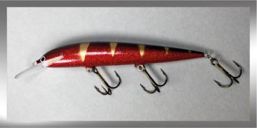 Karikko Wobbler, Länge: 13 cm, Farbe: Bordeaux Shad 037, schwimmend, von Suomen Uistin The Finnish Lure Company (Jarmo Rapala)